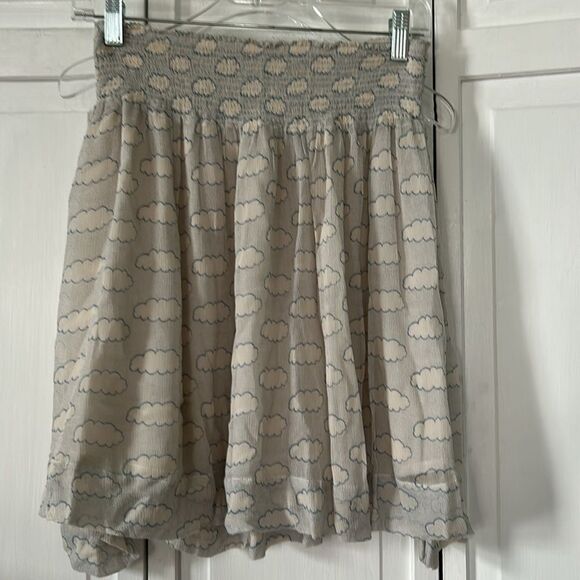 Baum und Pferdgarten Cloud Patterned Gray Skirt - Size M - Picture 8 of 8